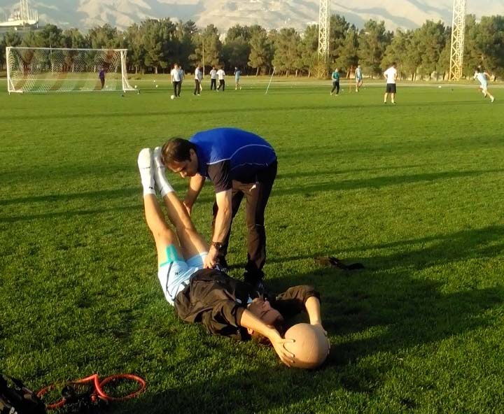 تمرينات اختصاصي حنيف عمران زاده (عکس)