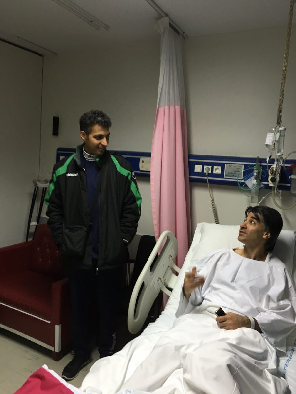 فردوسی‌پور بر بالین شمسایی + عکس