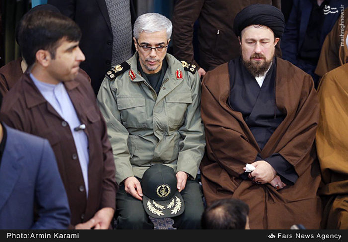 سرلشگر باقری در حسینیه جماران/عکس