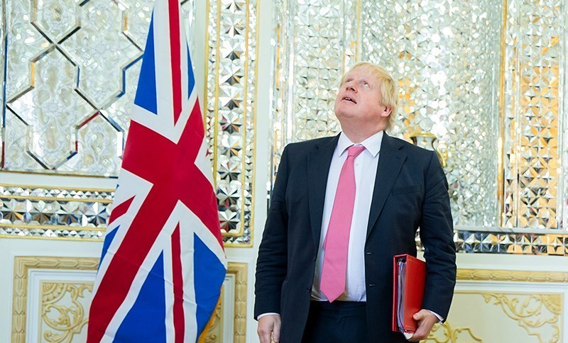 دو نکته پر اهمیت سفر «دیپلمات موطلایی» انگلیس به تهران /پرونده برجام و منطقه؛ روی میز ایران و انگلیس /تغییر سیاست های خاورمیانه‌ای کشورهای اروپایی از عربستان به سمت ایران /درخواست برجامی ایران از جانسون