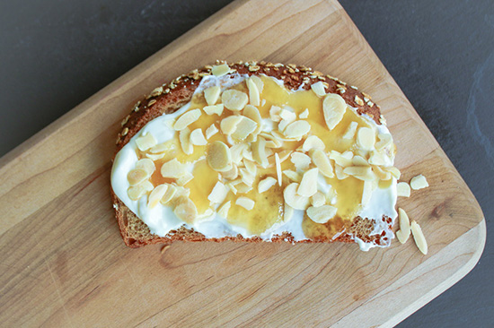 صبحانه های خوشمزه با انواع تست