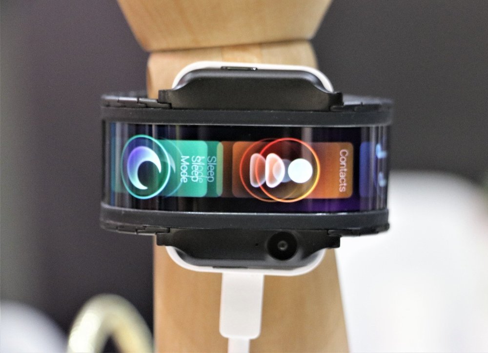 ØªÙ„ÙÙ† Ù‡Ù…Ø±Ø§Ù‡ Ù¾ÙˆØ´ÛŒØ¯Ù†ÛŒ Ù‡Ù… Ø±ÙˆÙ†Ù…Ø§ÛŒÛŒ Ø´Ø¯!+ ØªØµØ§ÙˆÛŒØ±