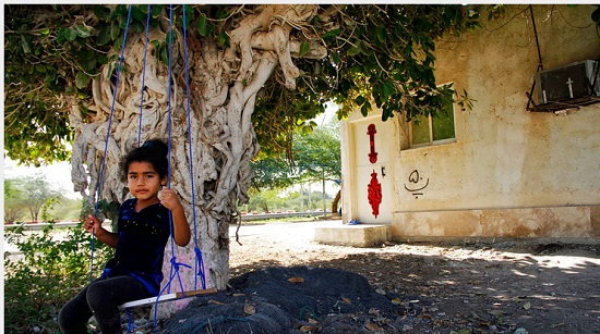 کیش؛ زندگی ساکنان دور از چشم گردشگران + تصویر