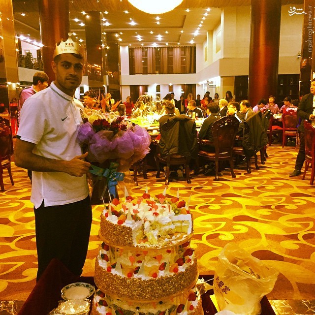 عكس/ جشن تولد باشكوه باشگاه چینی برای پورعلی گنجی