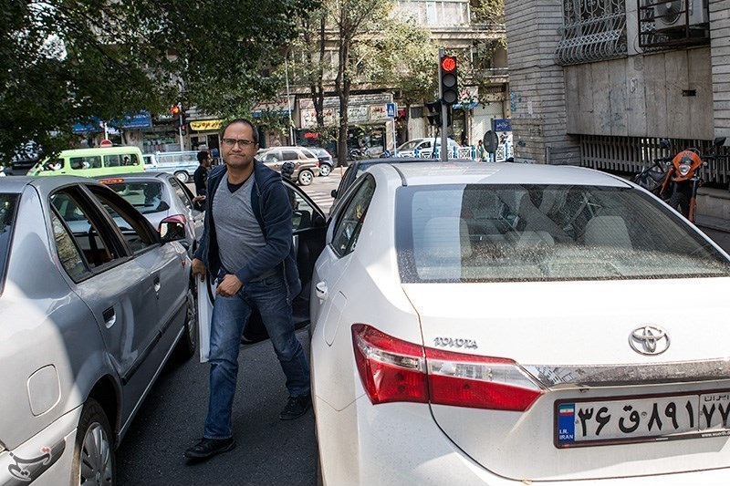 ماشین رامبد جوان +عکس