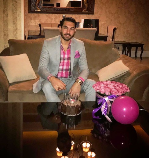 جشن تولد علیرضا حقیقی