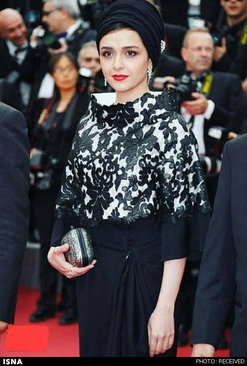 طراح لباس‌های ترانه علیدوستی در جشنواره کن چه کسی است؟+ عکس