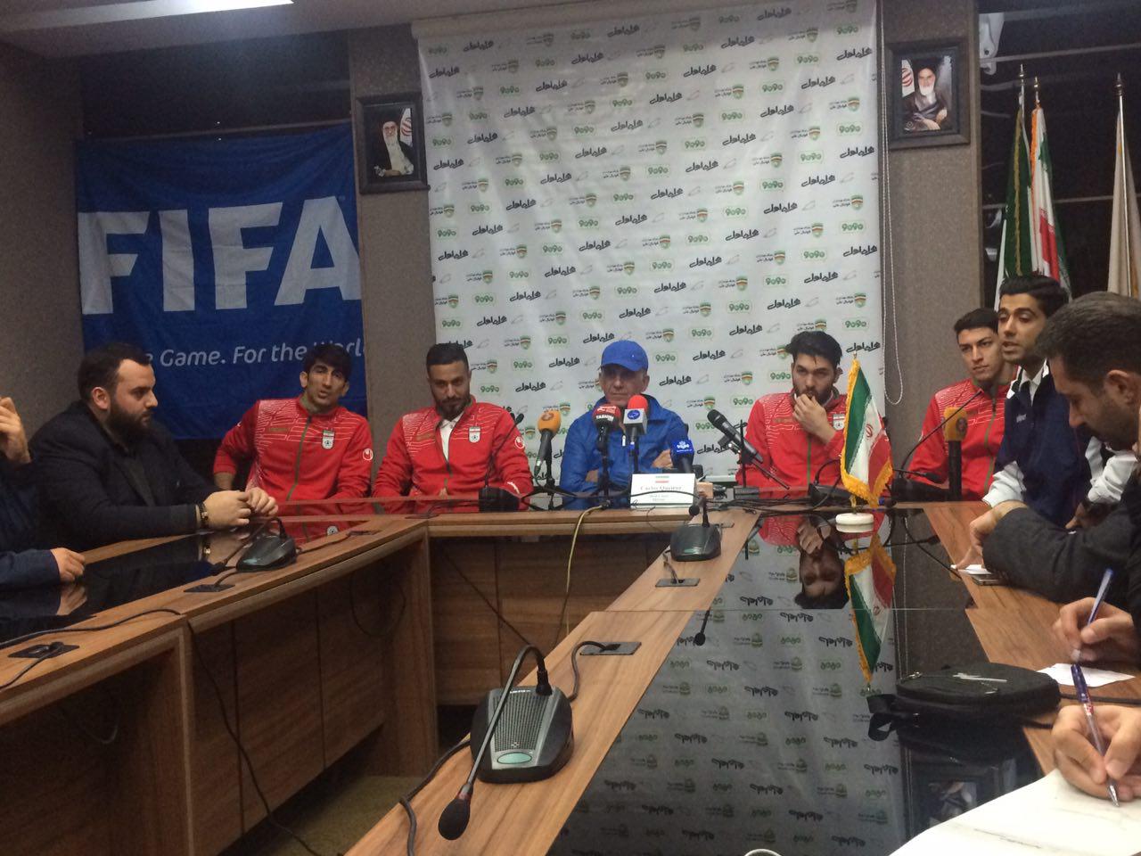 طعنه عجیب کی‌روش به رحمتی/ کارلوس در محاصره چهار دروازه‌بان! + عکس