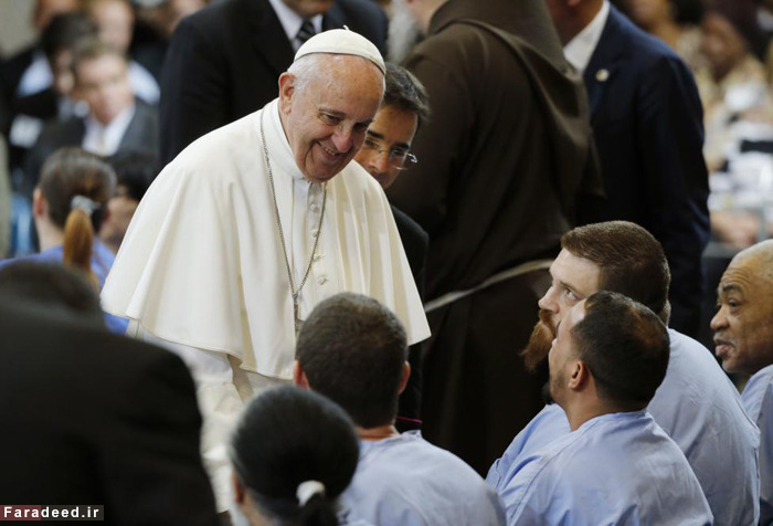 (تصاویر) پاپ فرانسیس در زندان