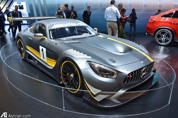 نگاهی گذرا به نمایشگاه خودرو ژنو 2015