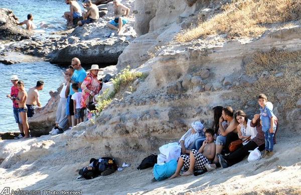 آوارگان سوری تبار مشغول تفریح در ساحل بدروم