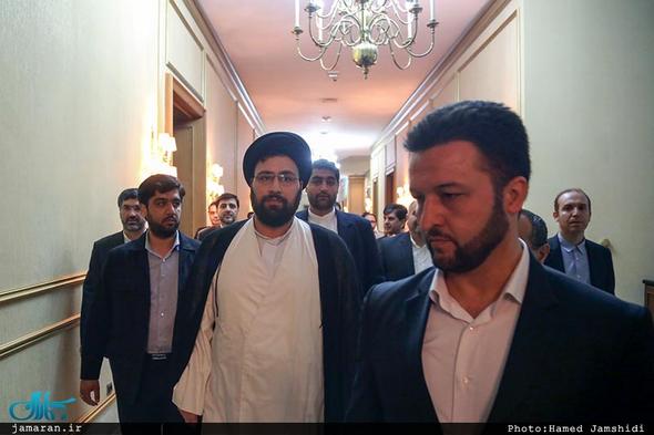 تصاویر : سید علی خمینی در همایش امام (ره) و نفی خشونت و افراطی گری