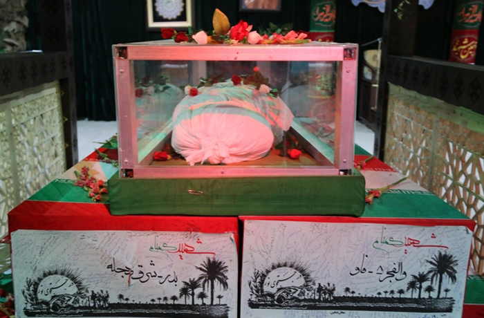 (تصاویر) وداع با پیکر شهید همدانی