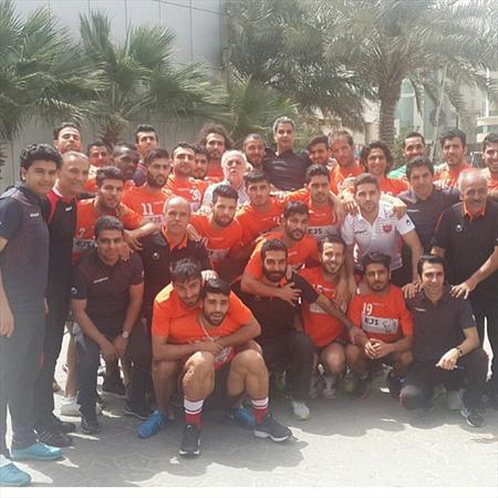 عکس دسته‌جمعی سرخپوشان در عربستان