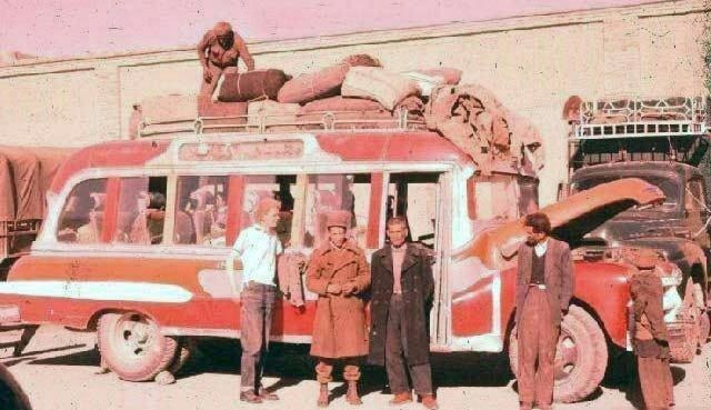 تصویری جالب از اتوبوس تهران مشهد در دهه 40!